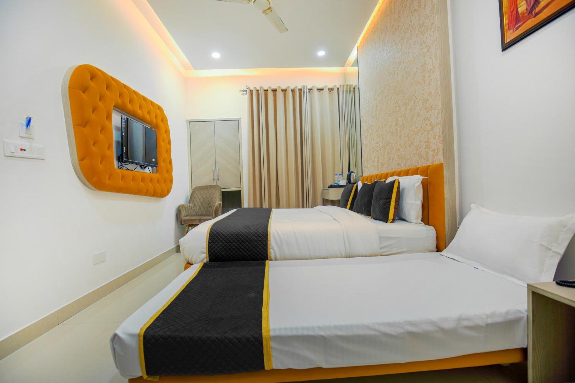 Hotel Golden Stay Amritsar Luaran gambar